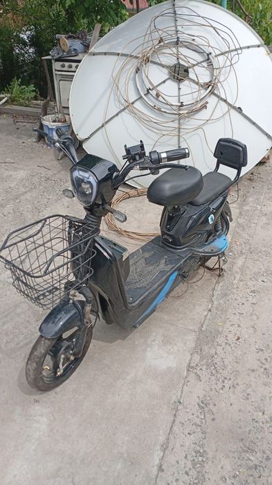 Электроматоролер