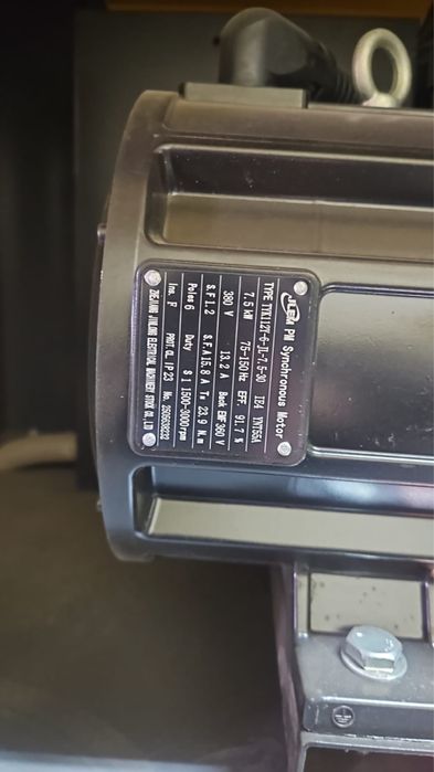 Продам винтовой компрессор