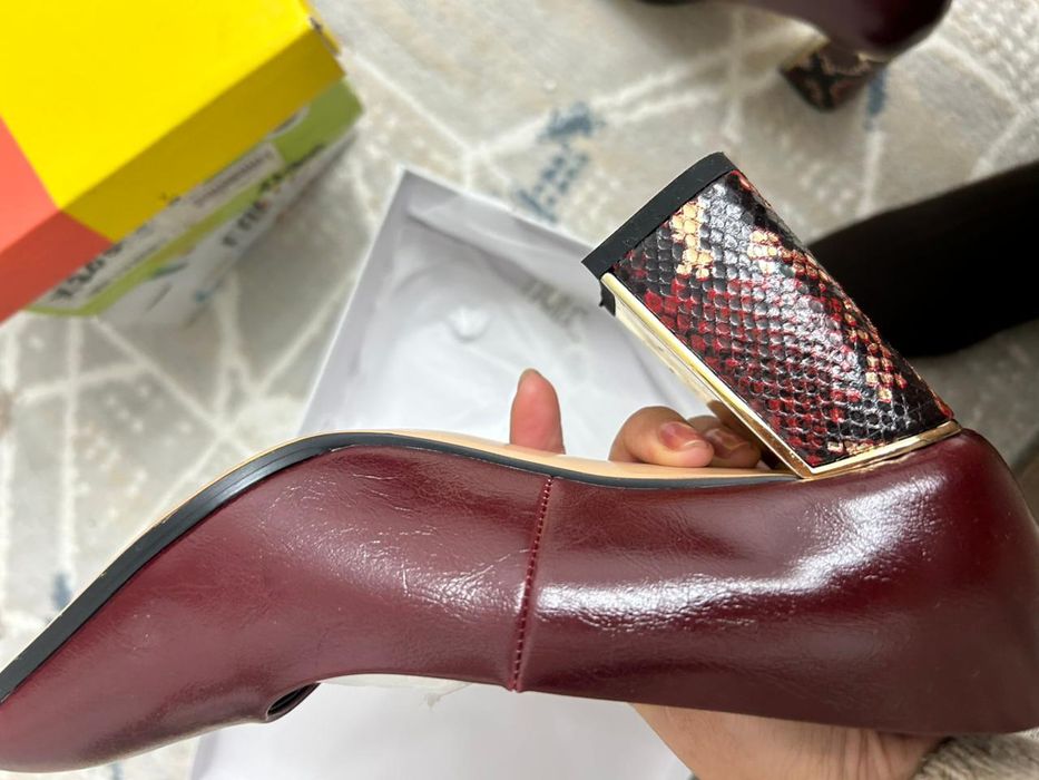 Женские туфли 39 р