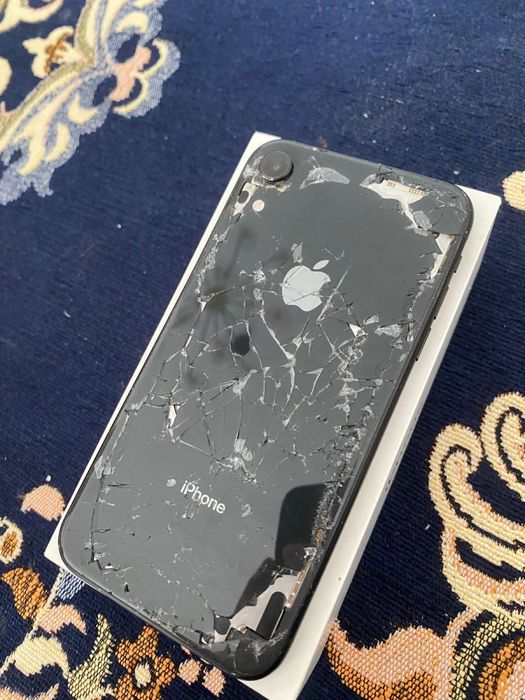 iphone se,xr обмен или продажа
