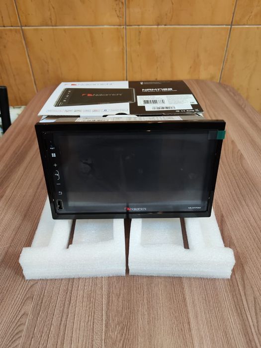 Автомагнитола Nakamichi NAM1700