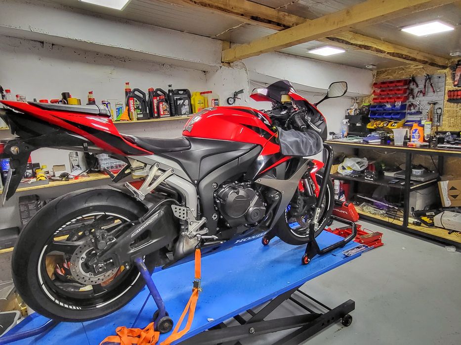 Vopsit Moto, Cauciucuri motor, Reparatii m