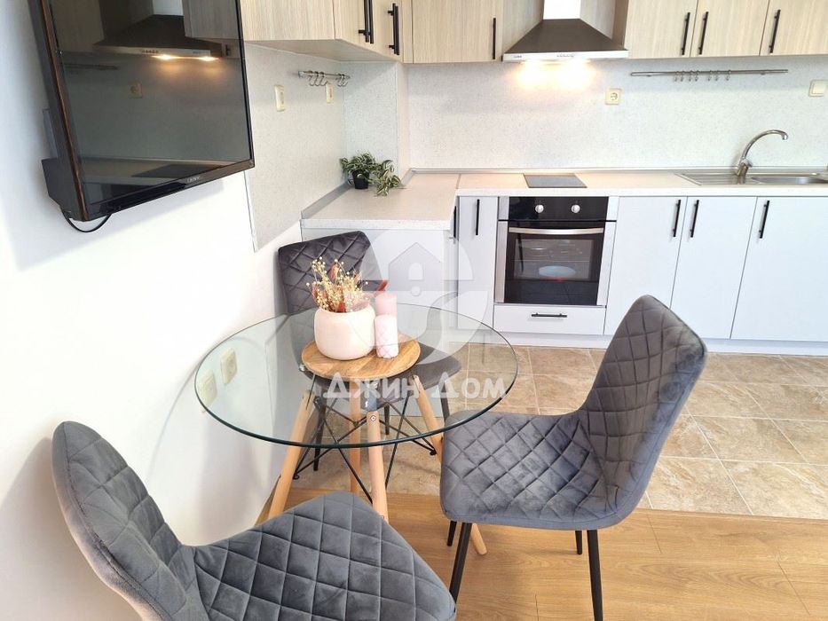 Продава се Двустаен апартамент в Бургас, Сарафово - 47 кв.м за 1679 €/кв.м - Снимка #4