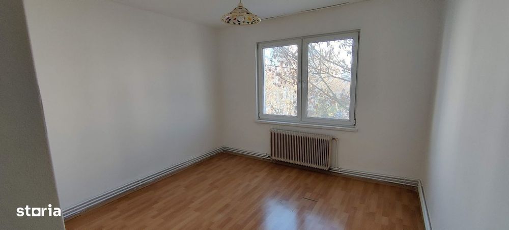 Apartament 3 camere / etaj 2 / NEMOBILAT