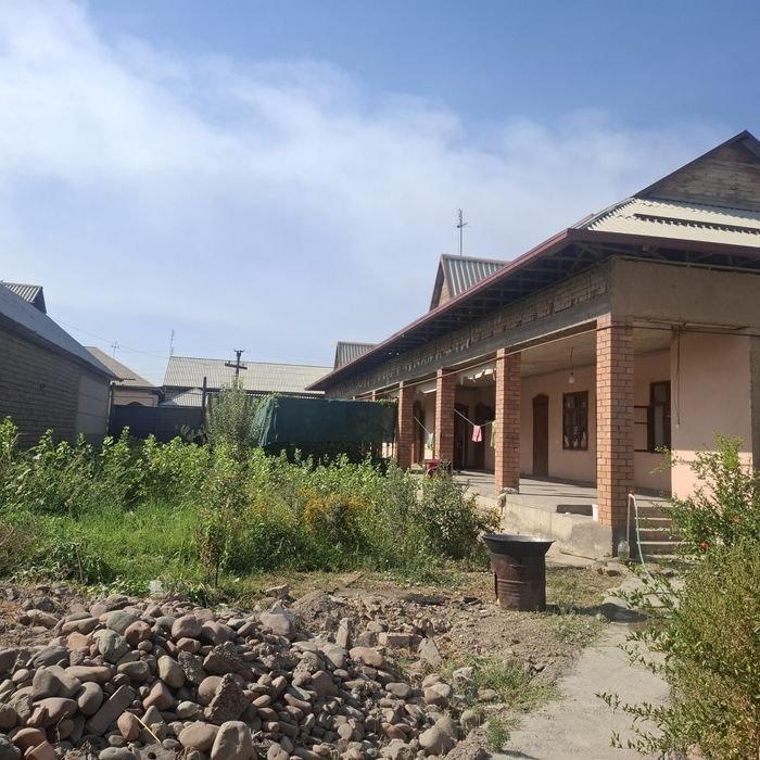 ДСК да ховли уй сотилади 8 сотих