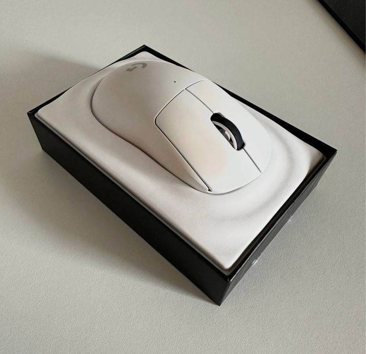 Logitech g pro x superlight 2 белый