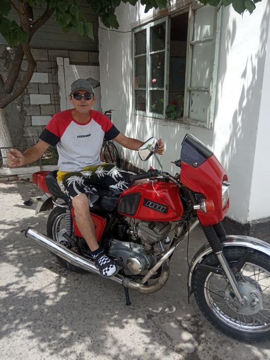 Продается мотоцикл Иж планета 5