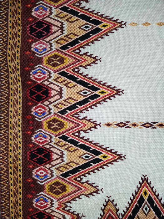 Ръчно шито декоративно битово каре на панама