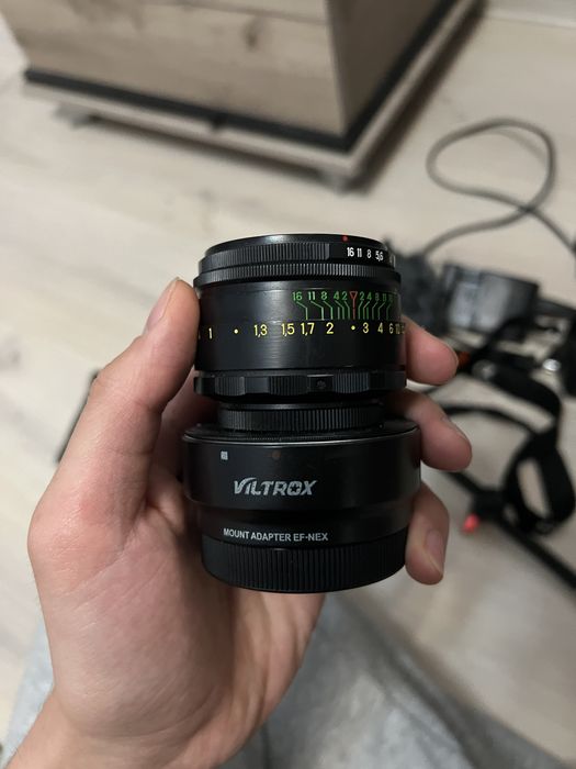 Продам sony a6300 срочно