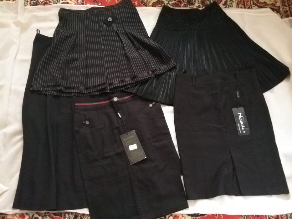 Юбки в школу,офис и т.д.,новые.