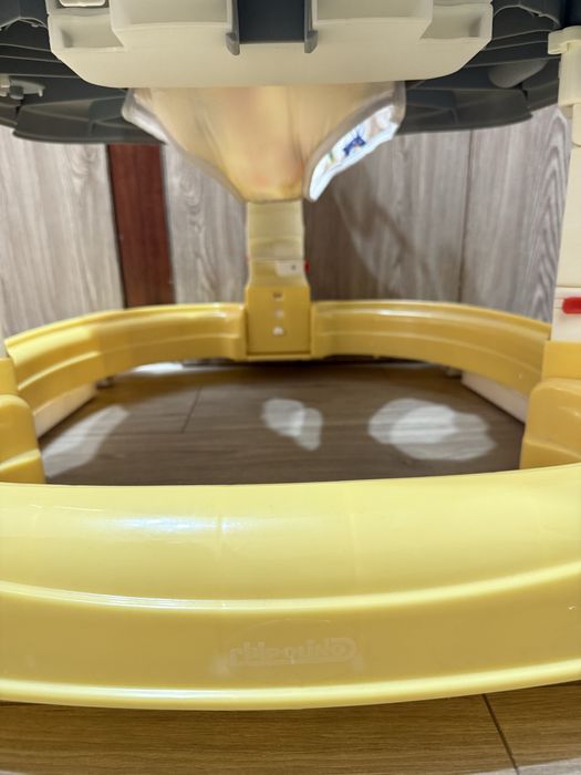 Бебешки шезлонг Moni и проходилка Chipolino