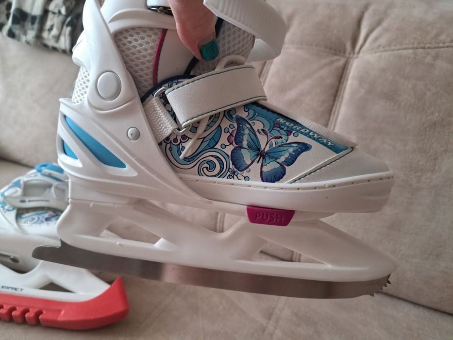 Продам коньки раздвижные