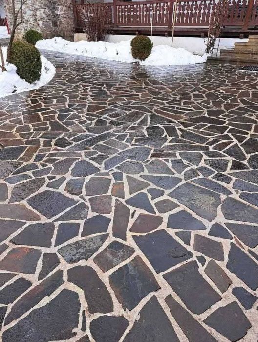 Vand si montez piatra naturala de munte