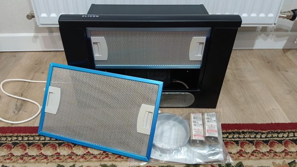 Кухонная вытяжка