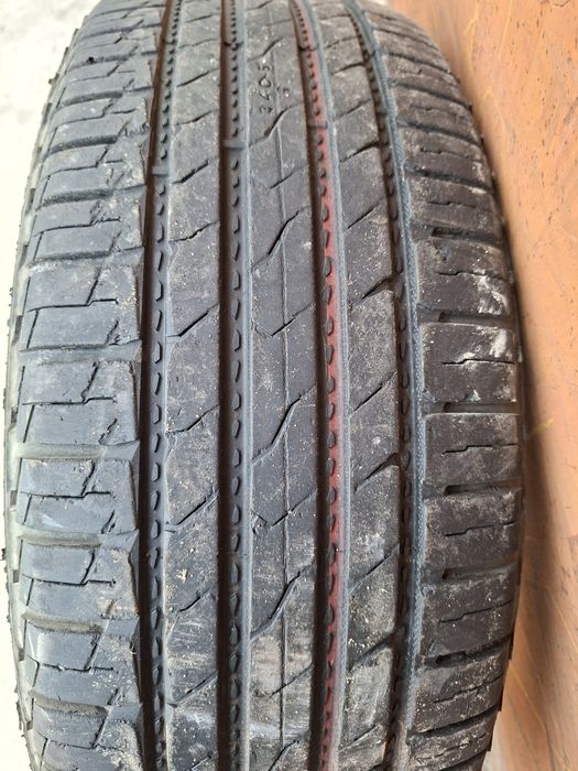 Продам шину. 235/60/18 нокиа