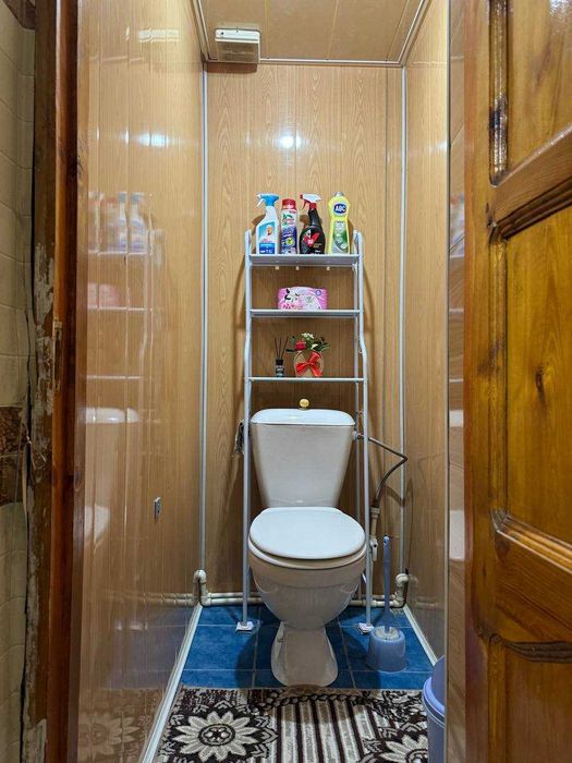 Яшнабод туманида 5,5 сотих ховли сотилади