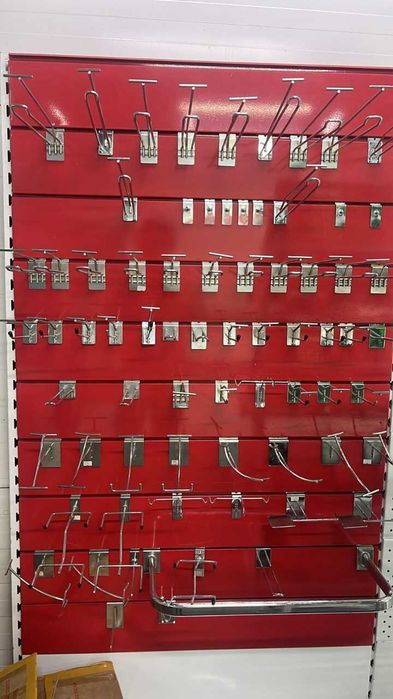 стеллаж полки витрины