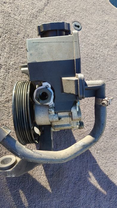 Pompa servodirecție vw lt 28 35 46 c class vito sprinter ssangyong