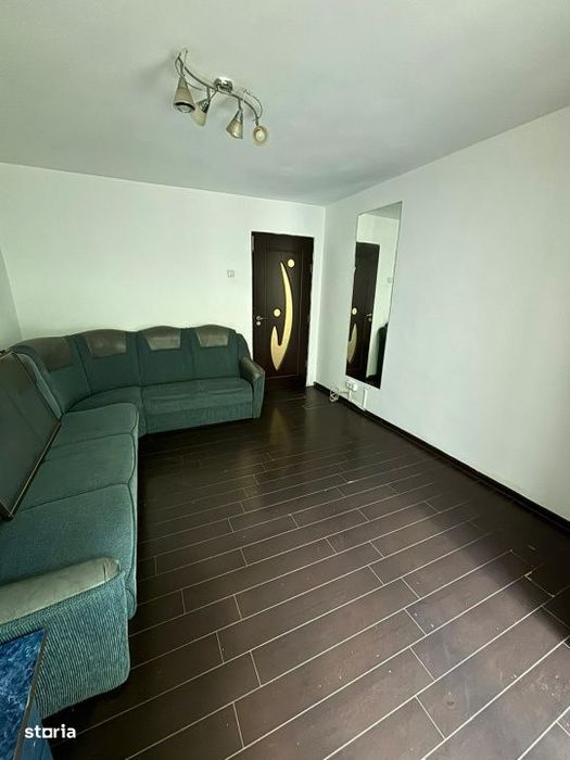 Apartament cu 2 camere, 38 mp, zona Vest