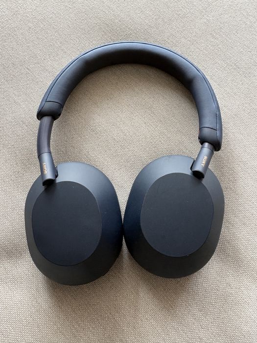 Casti Sony WH-1000XM5 noise cancelling, in garantie