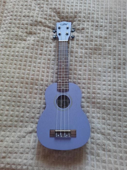 Продам укулеле!!!