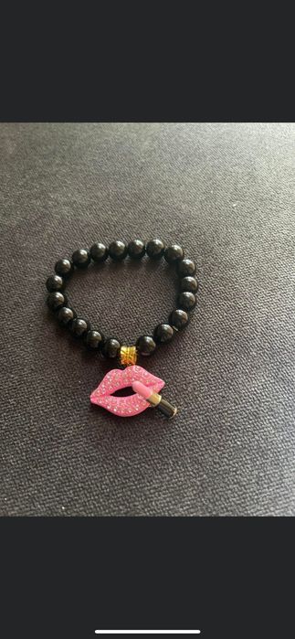 Гривна с целувка може да се изработи и по ваше желание