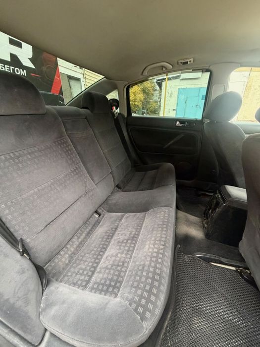 В продаже Volkswagen Passat б 5