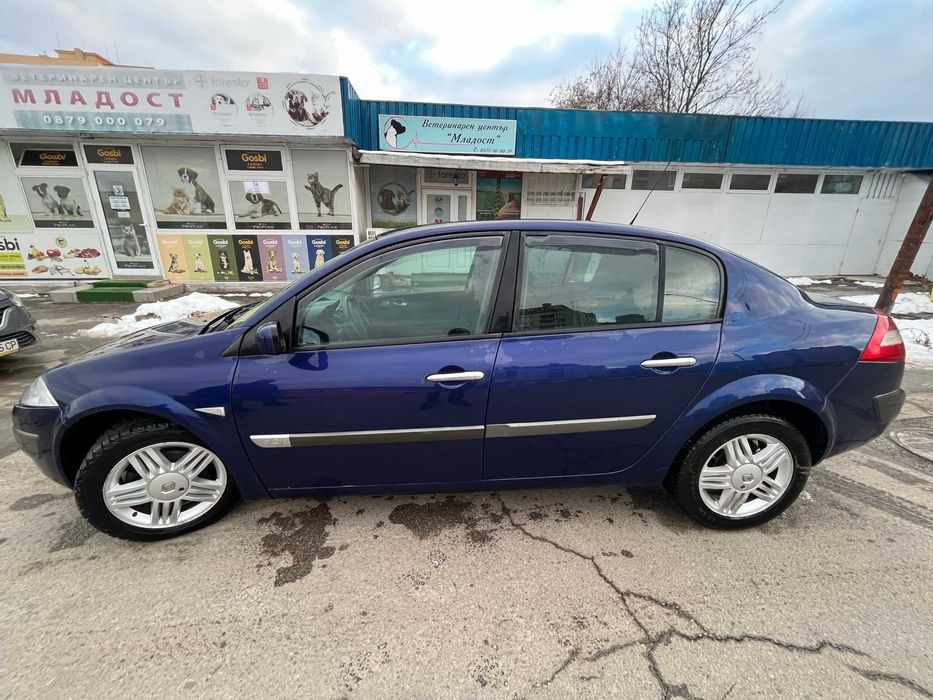 Продавам Рено Меган 1.5dci