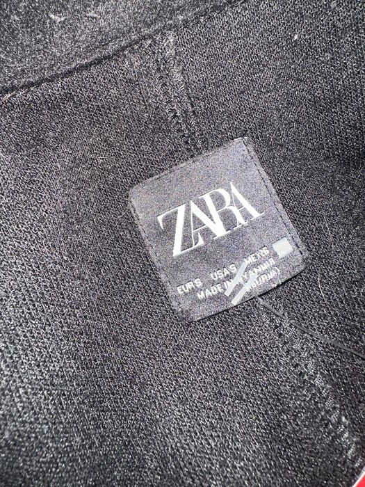 Palton de la zara