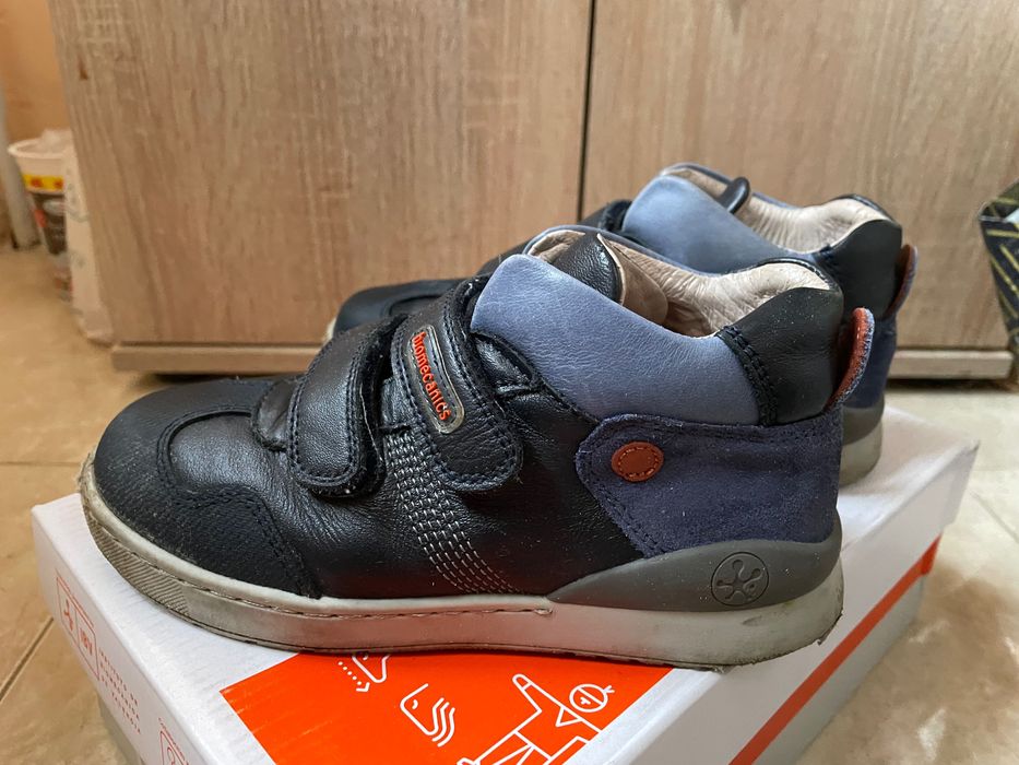 Кожени обувки BIOMECANICS, размер ЕUR 31, стелка 20 см.