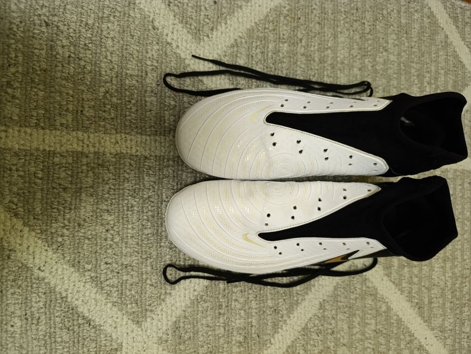 Phantom Luna marimea 44 ( 28 cm )