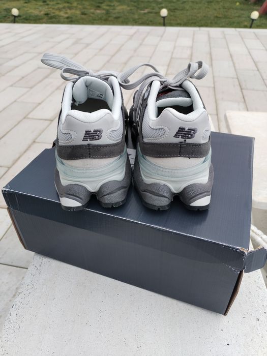 New Balance running 906p