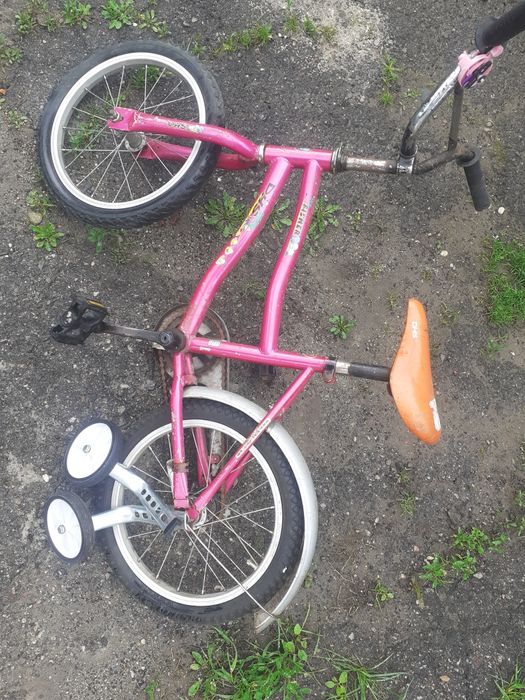 Trotineta Hudora și bicicleta copii