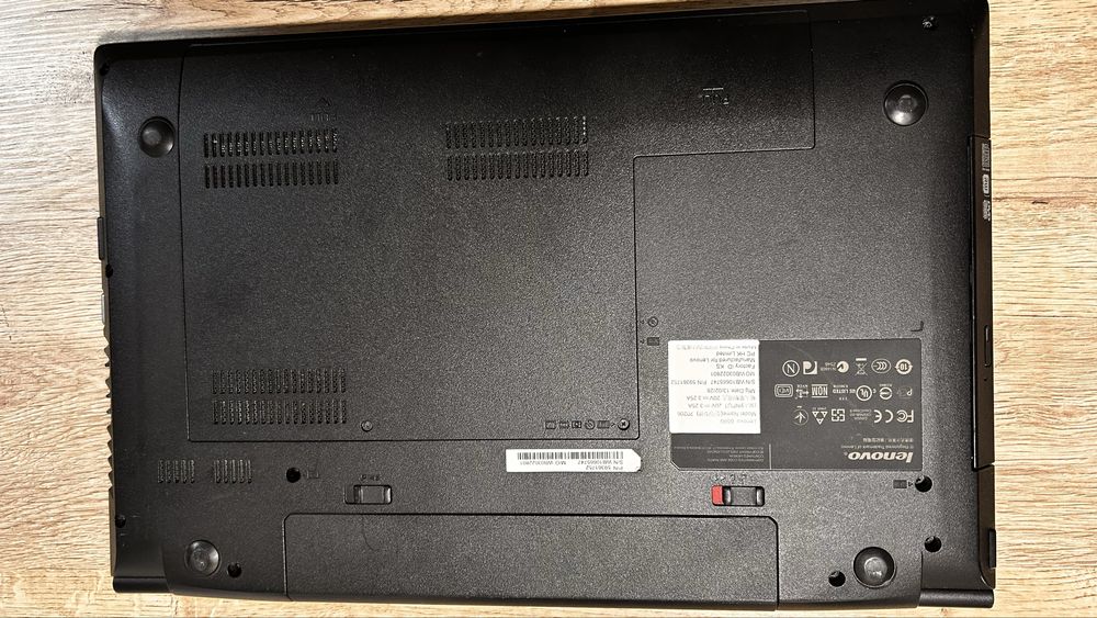 Ноутбук  Lenovo B590