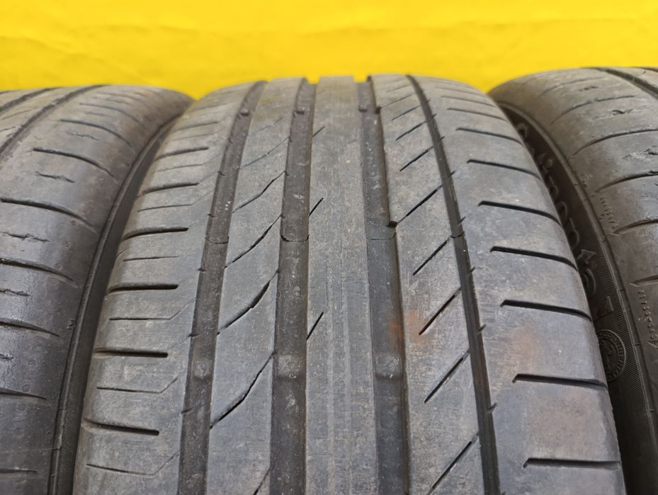 Шины 255 50 R19 Continental комплект