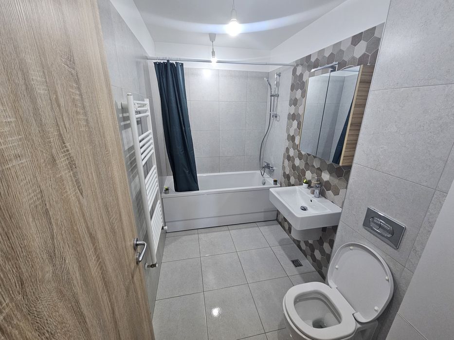 Închiriez apartament 2 camere