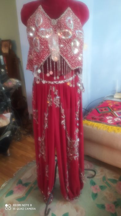 Арабские костюмы ручная работа