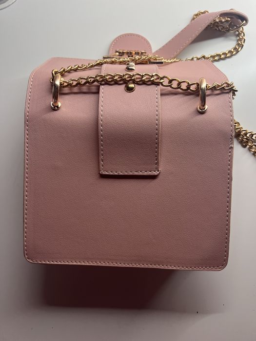 Pinko Love Bag – Розова чанта с верижка