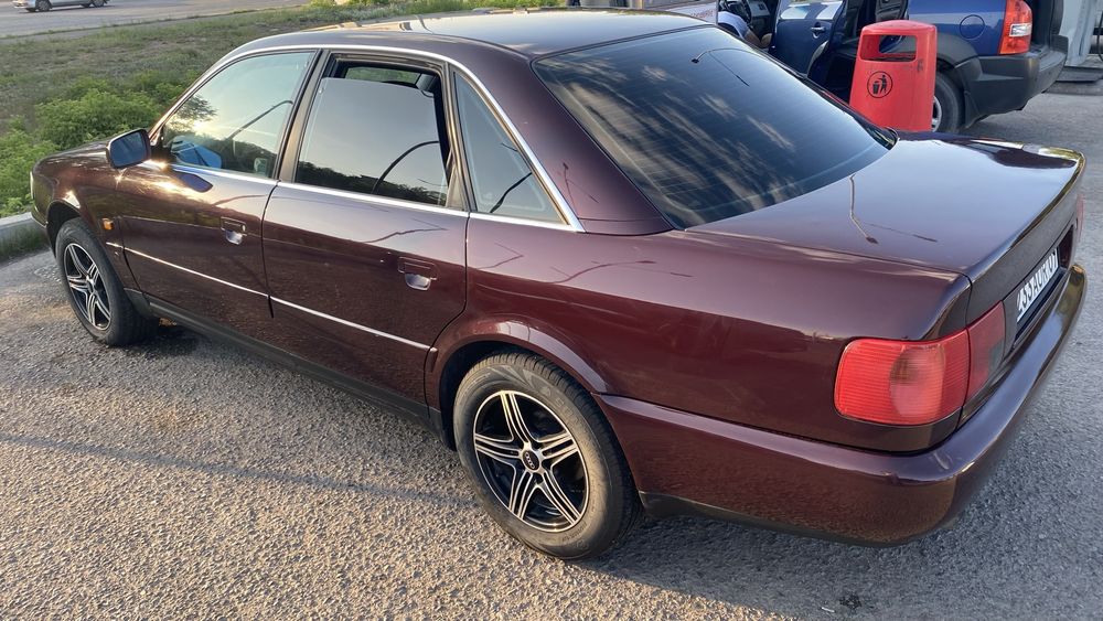 Продаётся автомобиль