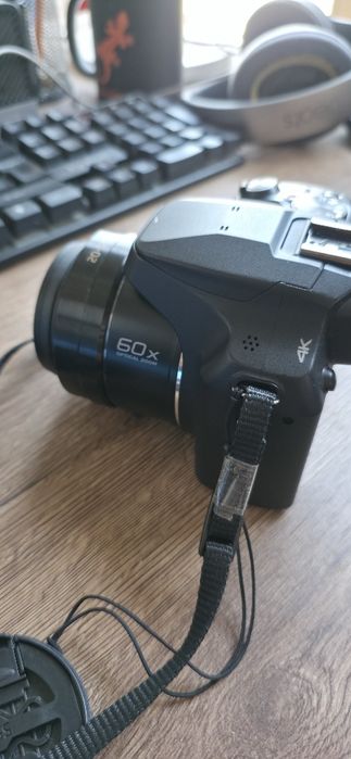 Camera foto Panasonic lumix dc-fz82,18.1 MP,4k,60x