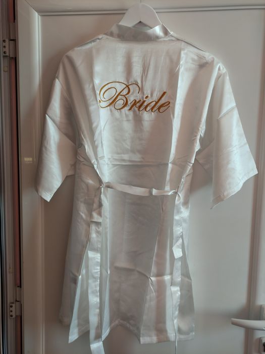 Халат за булка с бродерия