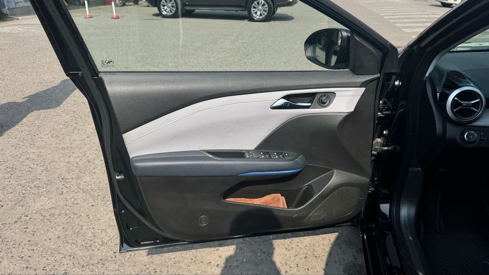 Продается Своя Monza 1.5 атмо