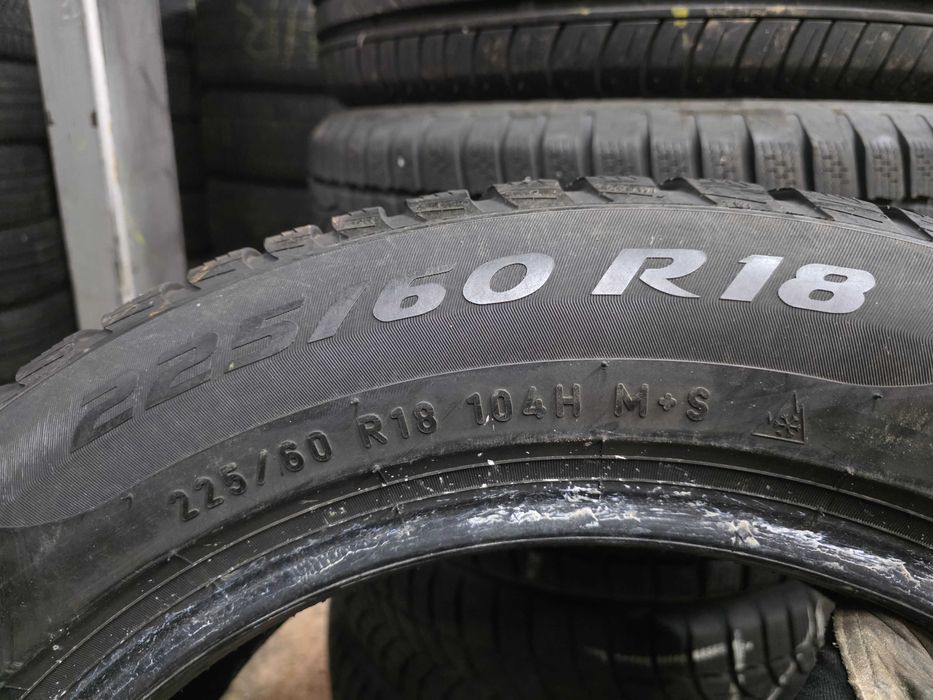 4бр Зимни гуми 225 60 18 - Pirelli