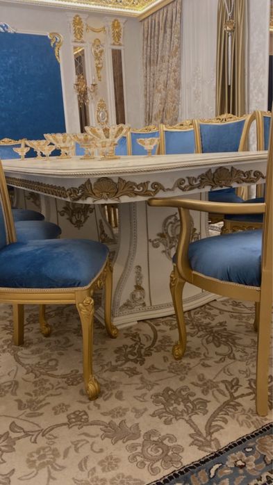 Гостиная мебель в отличном состояние