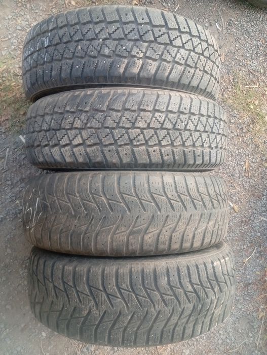 Продам комплект шин 195/65 r15.