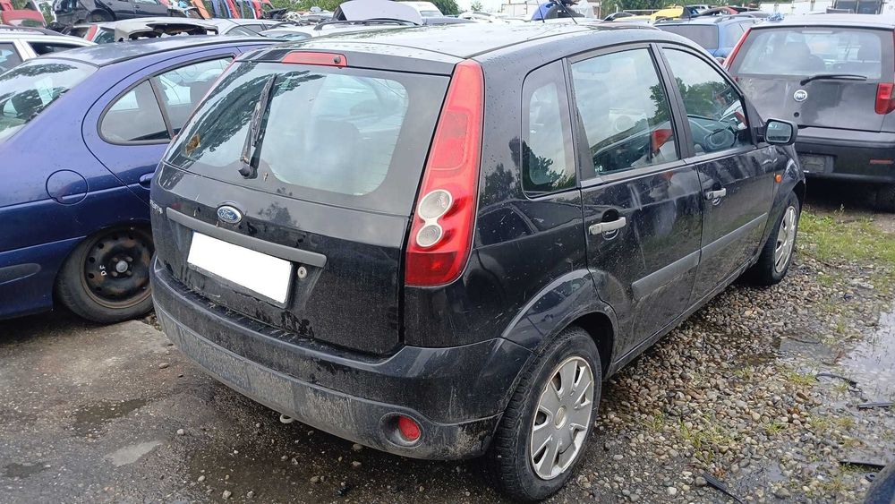 Dezmembrez Ford Fiesta 1.3 Benzina Din 2008 - FUJA