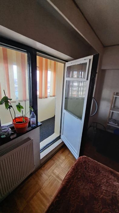 AP 1 cam de inchiriat Zona Dorobanti Pta mare