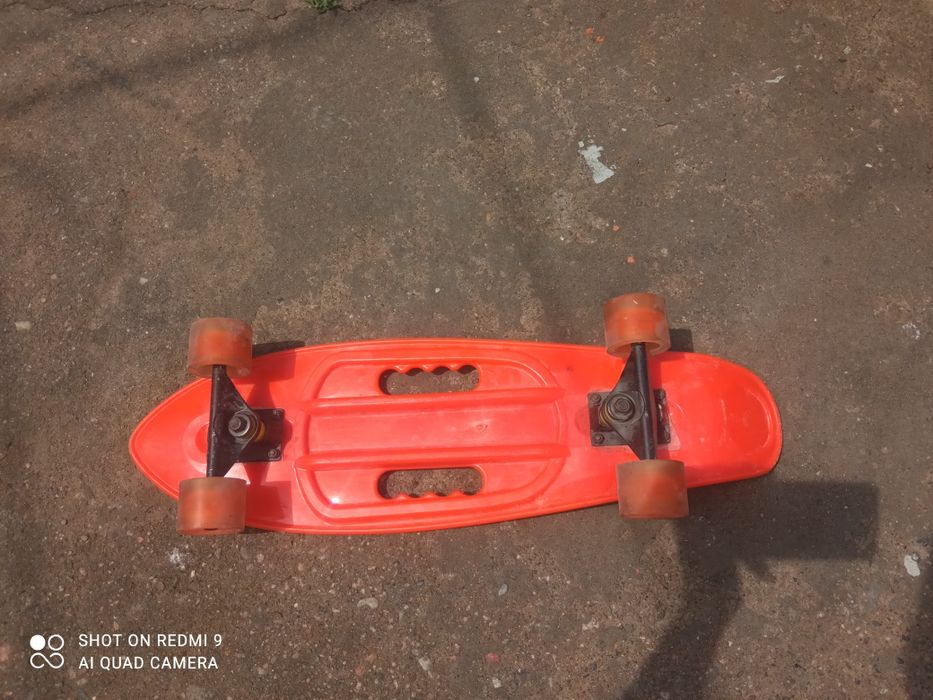 Пениборд сотилади