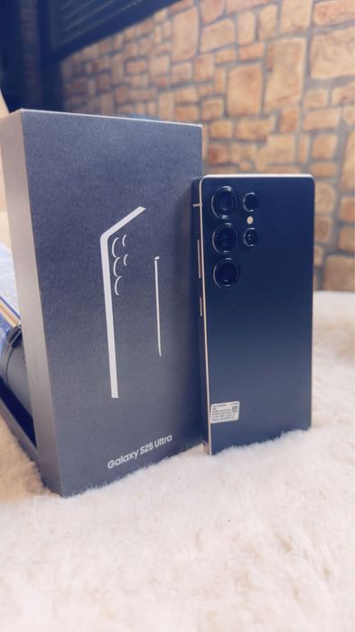 Samsung s25 ultra - 512 G - garantie aproape 1 an - stare perfecta
