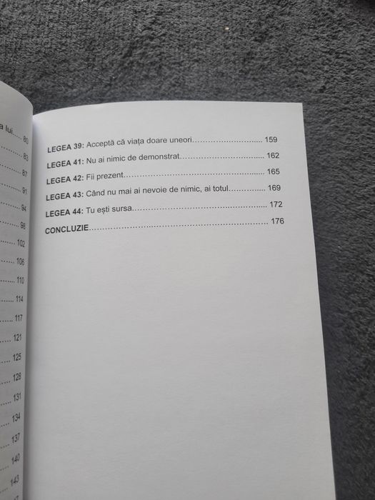 Vând carte codul fericirii